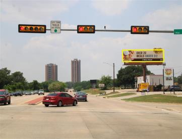 University Dr n/l 150' w/o Ruddell St