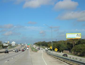 I-35 E e/l .3 mi n/o Swisher