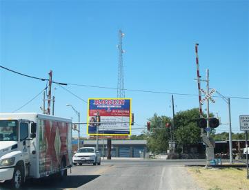 Hwy 171 w/l 10' s/o Main St