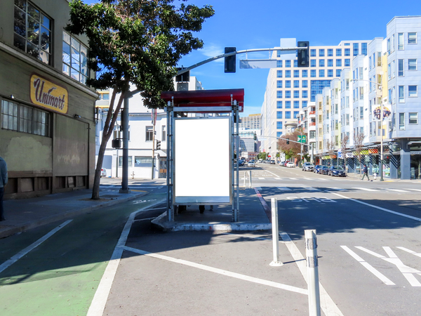 8th St CL 54ft W/O Howard St F/S - 2