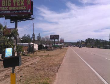 Hwy 105, .185 mi. E/O San Jac River Bridge (Panel Free)