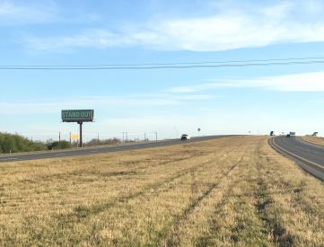 IH 35, 770 ft. N/O County Line Road ES near Dilley Rail Yard, Dilley, TX
