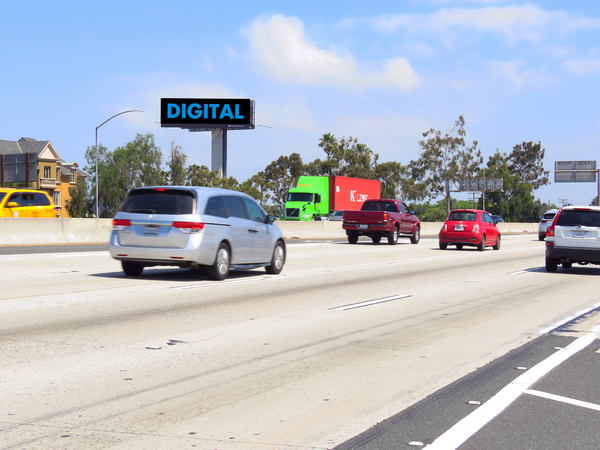 San Diego Frwy WS 50ft S/O Rosecrans F/S - 2