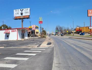 200 EAST COMMERCE BROWNWOOD, TX