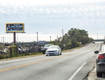 Overland Rd. s/o Apopka Blvd. - W/S, N/B
