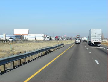 I-84 .9 MILES E/O EXIT 29 SL EF