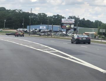 US-129 S ES 1mi S/O SR 82 F/S - 3