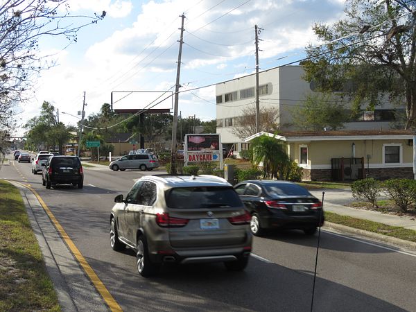 Aloma Ave NS 0.1mi E/O Palmetto Ave F/E - Single