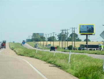 I-35 E/L .5 Miles N/O Lone Oak Road