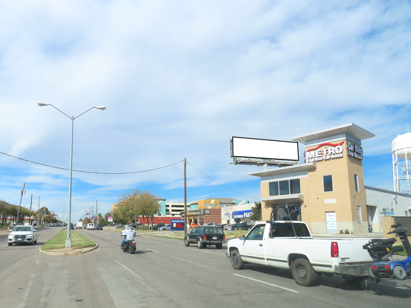 Lemmon Ave ES 0.16mi N/O DN Tollway F/S - 2