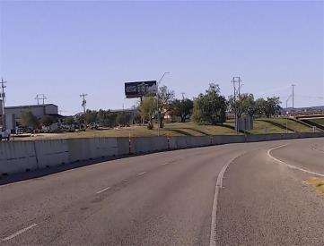 5001 Maple @ Loop 322 F/NE