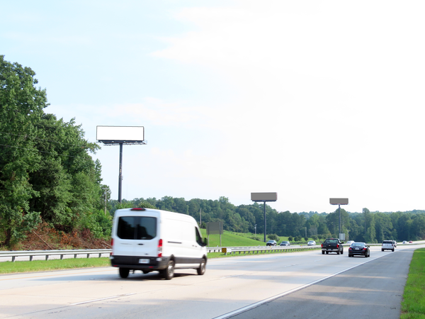 GA 400 WS 1.4mi S/O BUFORD HWY (SR20) F/S - 2