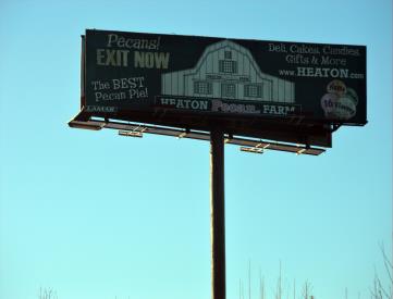 W/S I-65 2000' N/O Exit 208