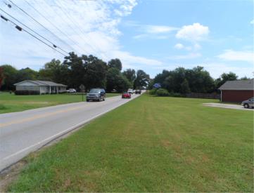 CAPSHAW RD SL .3 MI. W/O JEFF RD FW