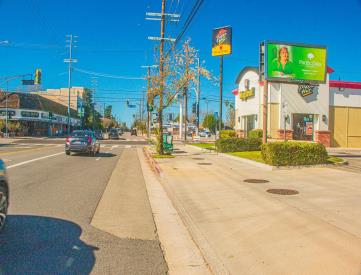 MAGNOLIA BL NL 75F E OF WHITSETT AVE EF