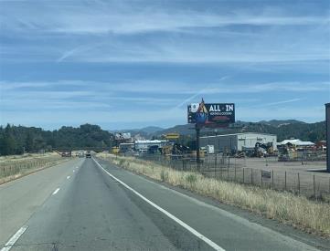 Hwy 101 EL 1200' s/o Parducci Rd. FS