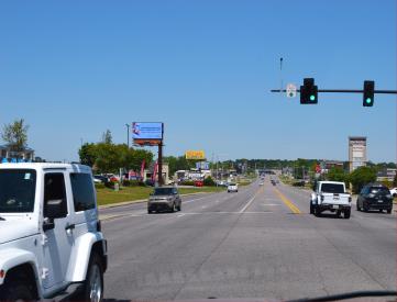 CHEROKEE AVE (HWY 69) WL .3MI S/O HWY 31 FS