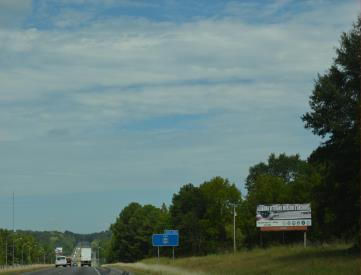 I65 EL .5MI N/O EXIT 305 (HWY 222) FS