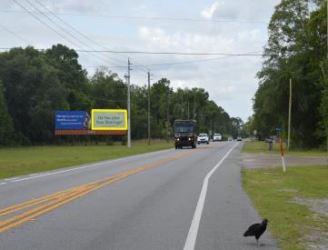 1060' S Harts Rd: Right