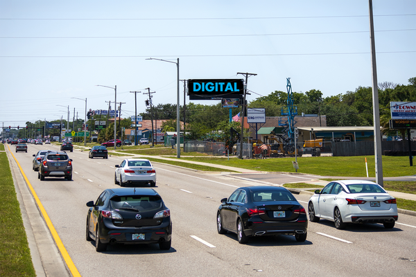 SR 50 E NS 0.16mi E/O Dean Rd F/E - Single