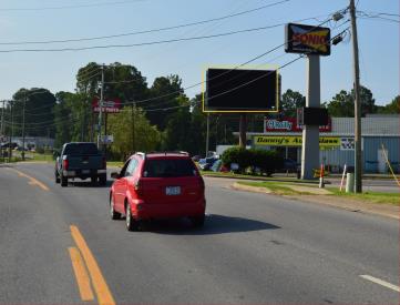 REYNOLDS RD W/S 300' S/O ROYA, NF