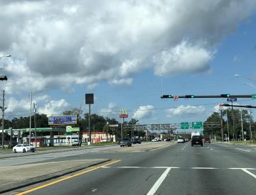 W/S Davis Hwy N/O I-10 F/S