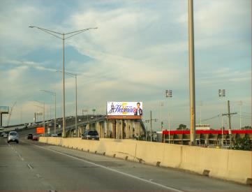 N/S Westbank Expy .3 mile W/O Manhattan Blvd F/E