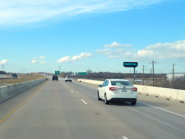 Hwy 287 ES 1mi S/O Hwy 360 F/S - 1