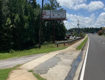 E/S BANKHEAD HWY 1/4 M N/O THORNTON RD LHR F/N