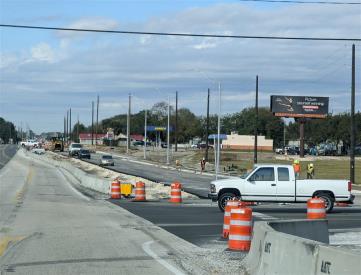N/S Dundee Rd 700' W/O Country Club RD F/E
