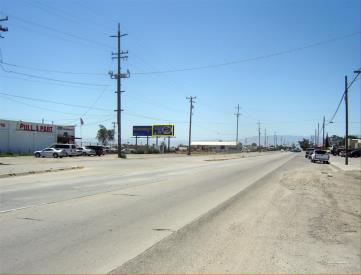 EL UNION AVE. 875' N/O PLANZ(SXS)