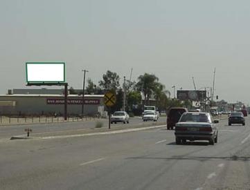 NL ROSEDALE HWY 400' E/O PARKER LN.