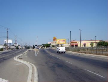 NL WHITE LN. 1320' W/O H ST.