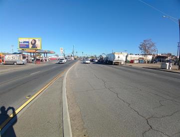 WL MT. VERNON 200' S/O E. CALIFORNIA