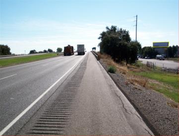 I-5 WL 500' N/O MAIN ST. FN