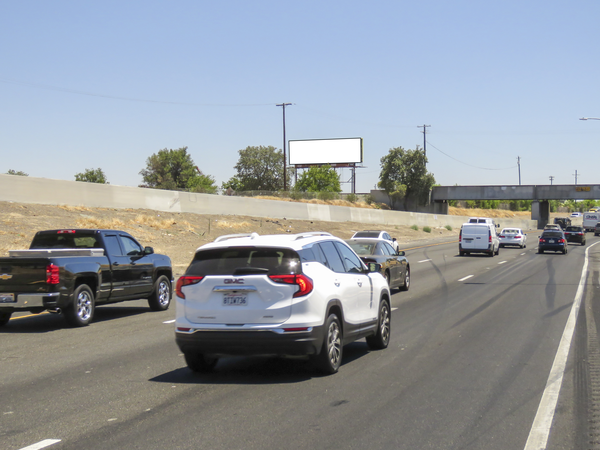 SR 99 ES 0.7mi N/O Cherokee Road F/N - 1