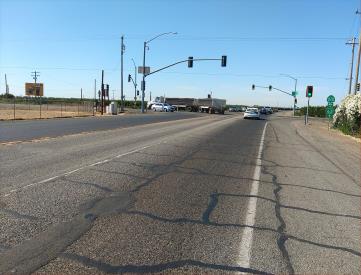 EL HWY 63 25' S/O AVE. 384