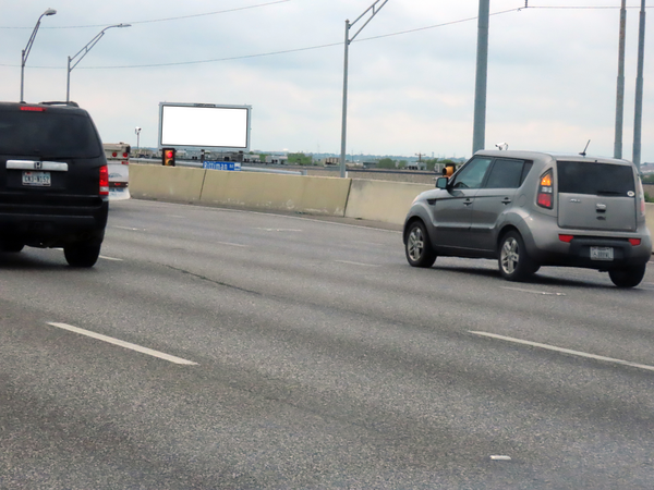I-35 N WS 250ft S/O Rittiman F/N - 1