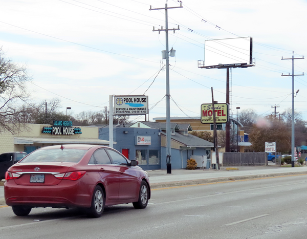 Austin Hwy ES 650ft N/O Rittiman F/NE - 1