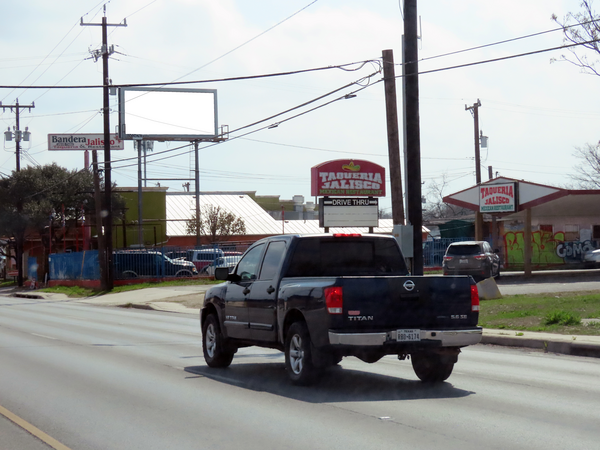 Bandera WS 290ft N/O Cheryl F/NW - 2