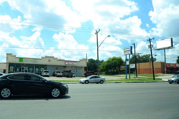 Bandera WS 30ft N/O Willard F/SE - 1