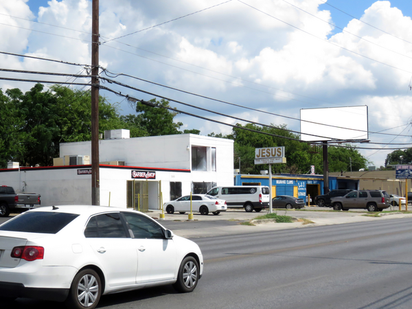 Castroville NS 0.1mi E/O Cortez F/W - 1