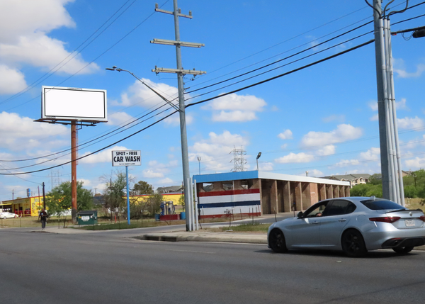 Hunt Ln ES 750ft S/O Marbach F/S - 2