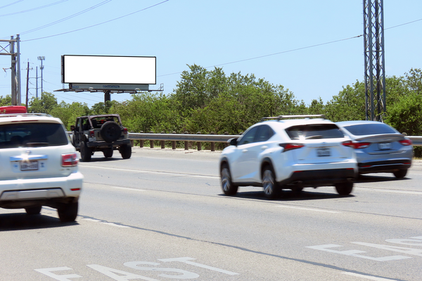 I-10 E SS 1000ft W/O I-37 F/W - 2