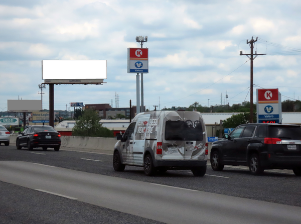 I-35 N ES 0.7mi S/O Weidner F/S - 2
