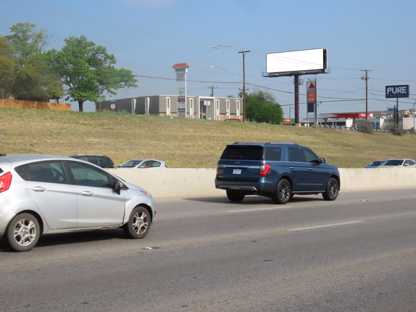 US 281 N WS 50ft S/O Rhapsody F/S - 1