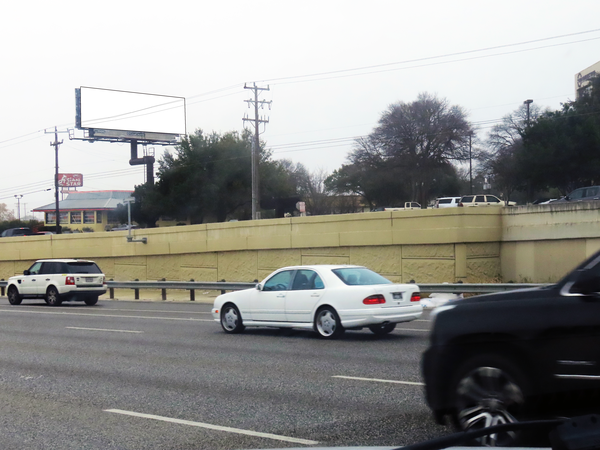 I-10 NW WS 0.2mi N/O Wurzbach F/N - 2