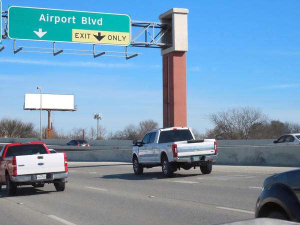 McAllister Frwy ES 400ft S/O Airport Blvd F/S - 2