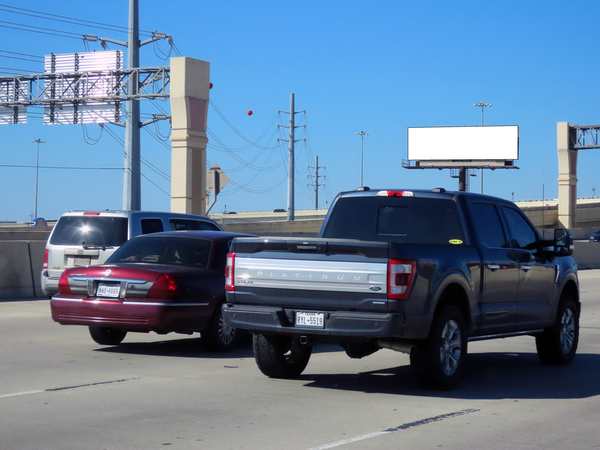 I-10 NW WS 0.1mi S/O Loop 410 F/S - 1