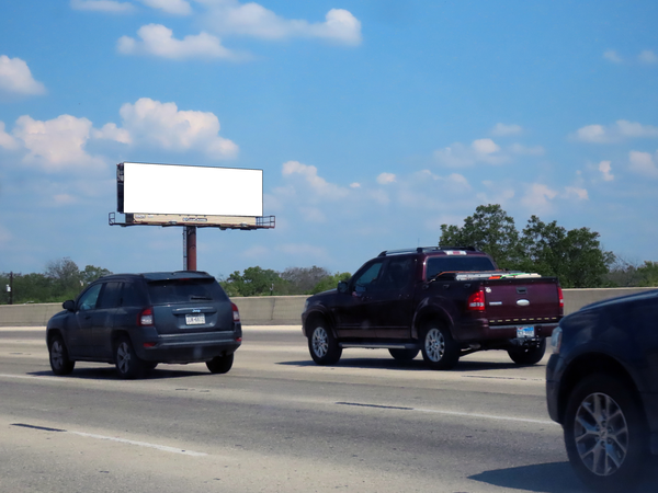 I-10 NW ES 0.1mi N/O Fresno F/S - 2